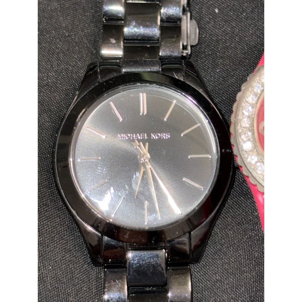 Watch lot as is
